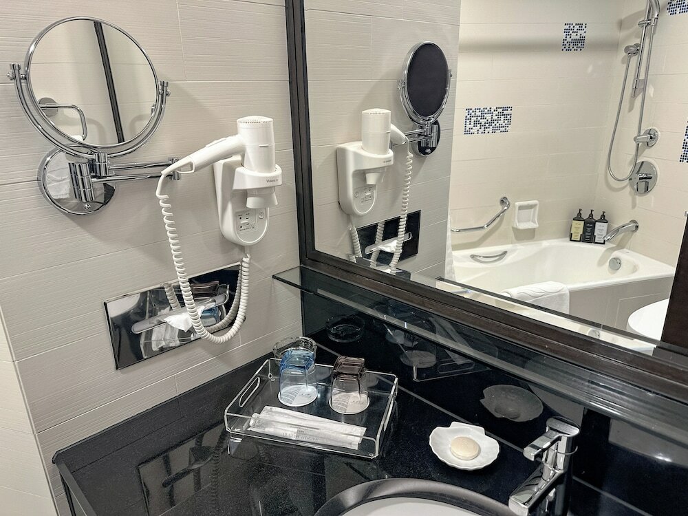 Фото South Pacific Hotel