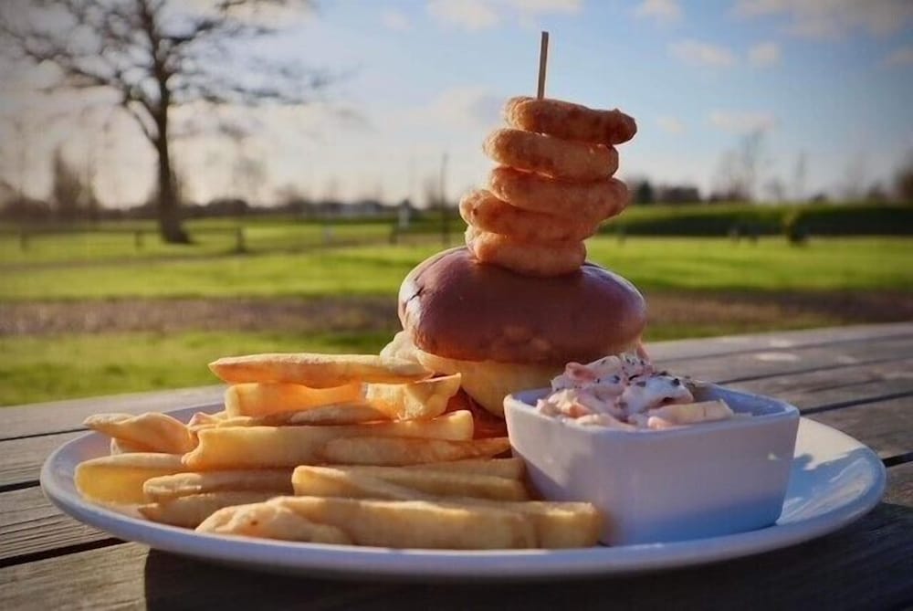 Фото Silverstone Golf Club & Hotel