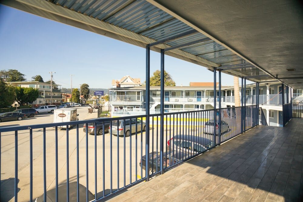 Фото Knights Inn Santa Cruz