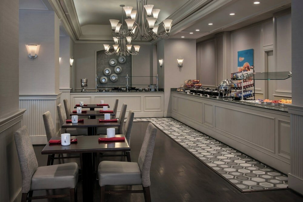 Фото Norfolk Waterside Marriott