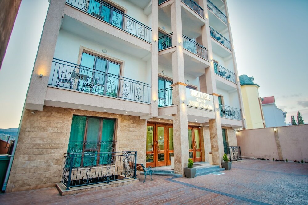 Фото Отель Gtm Plaza