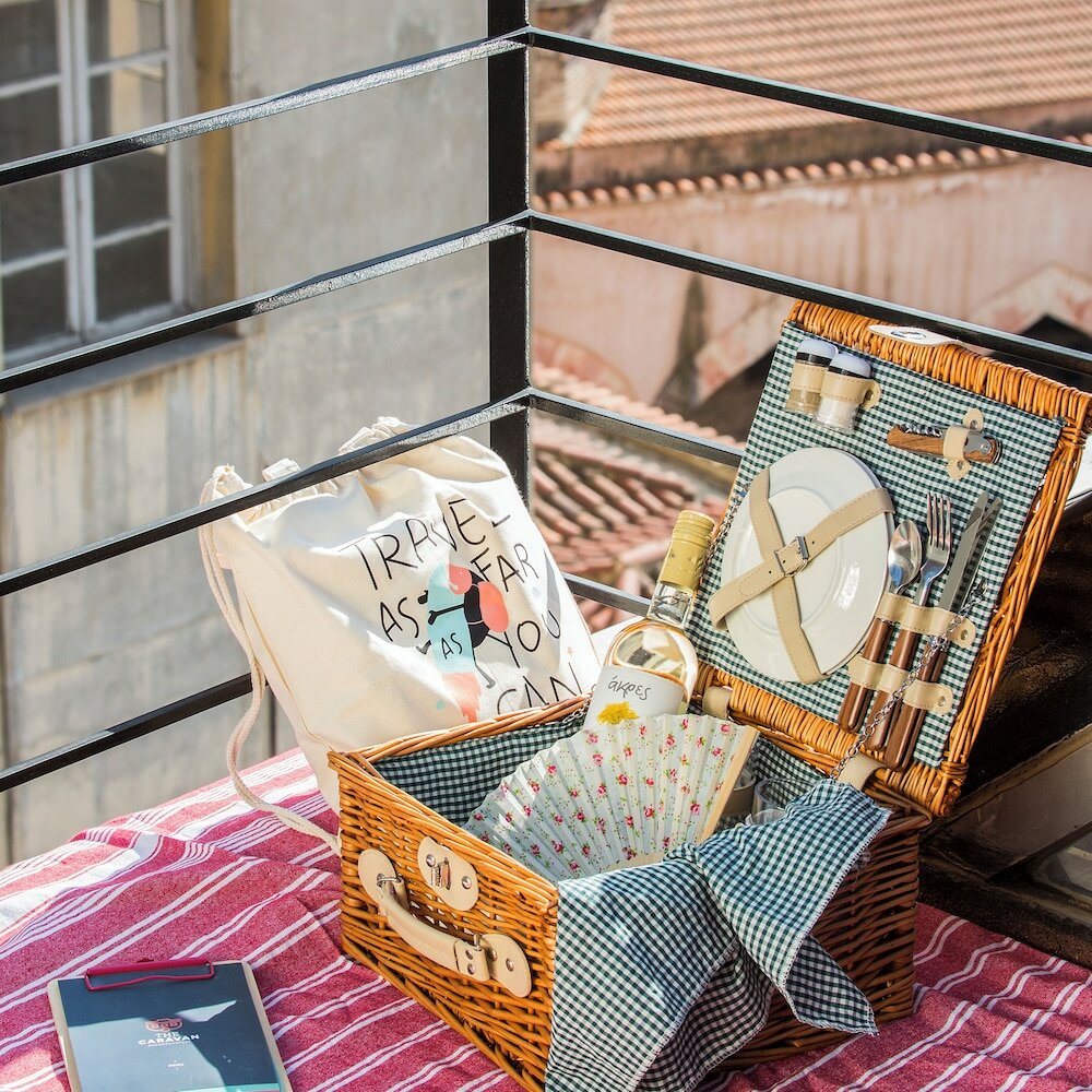 Фото The Caravan