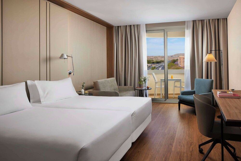 Фото Nh Alicante