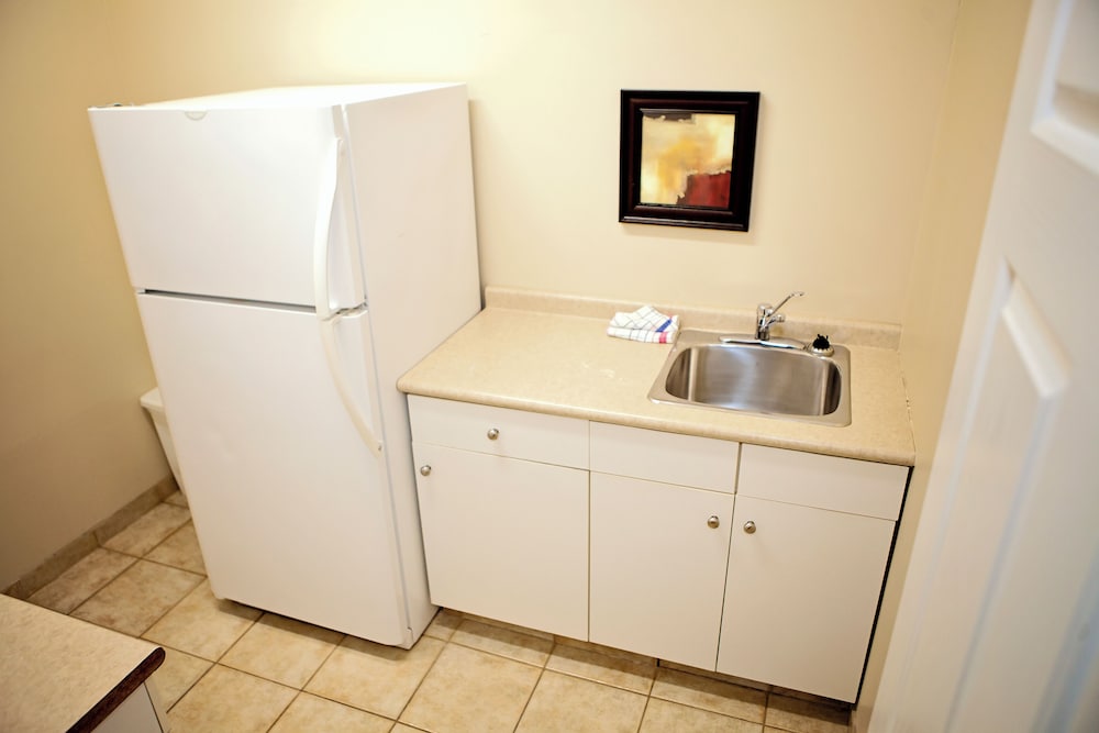 Фото Super 8 by Wyndham Cochrane