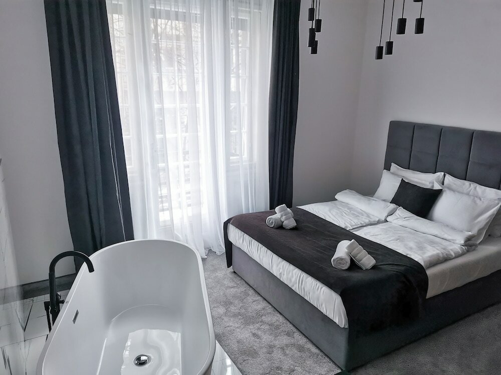 Фото Kings Palace Suites