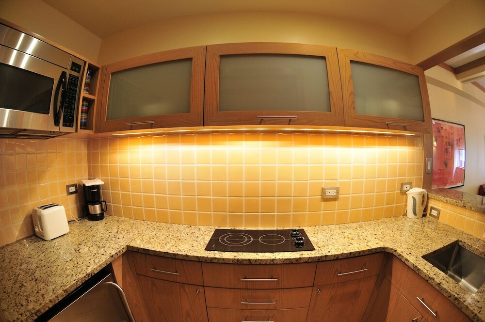 Фото The Lombardy Hotel