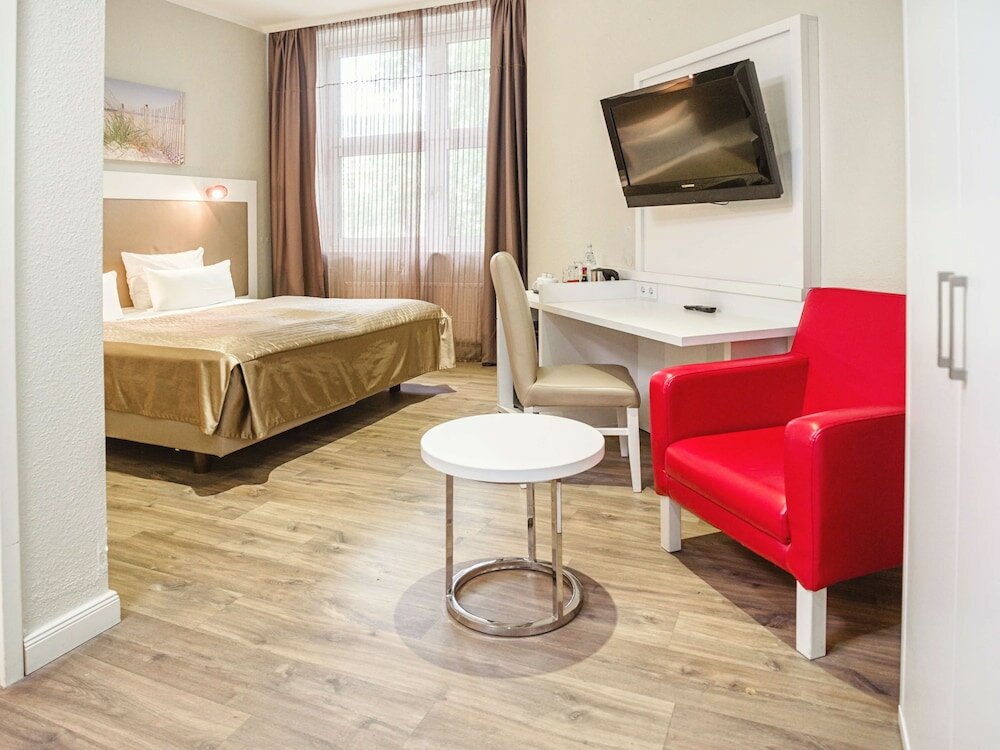 Фото Hotel Domicil Hamburg by Golden Tulip