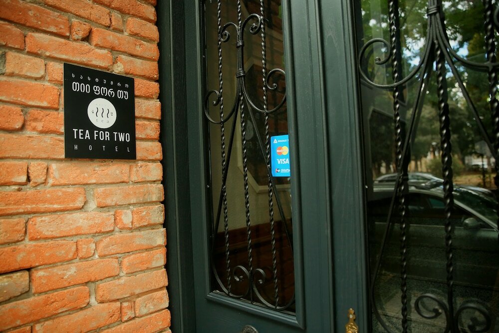 Фото Tea for Two Hotel
