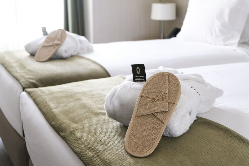 Фото The Leaf Boutique Hotel