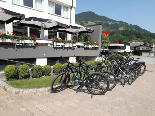 Гостиница Hotel Malerhaus в Фюгене