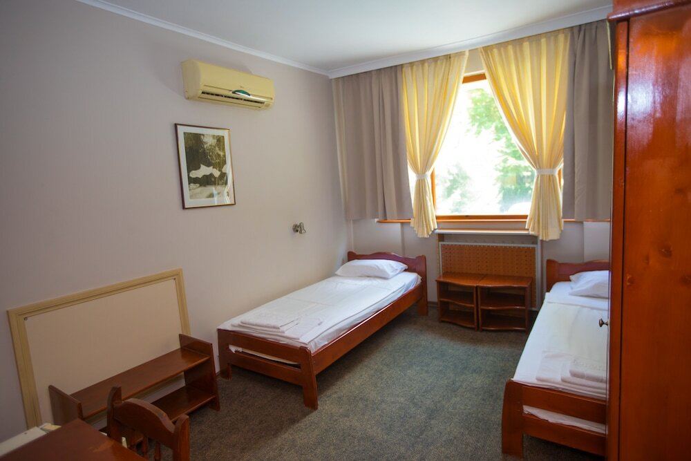 Фото Hotel Ustra