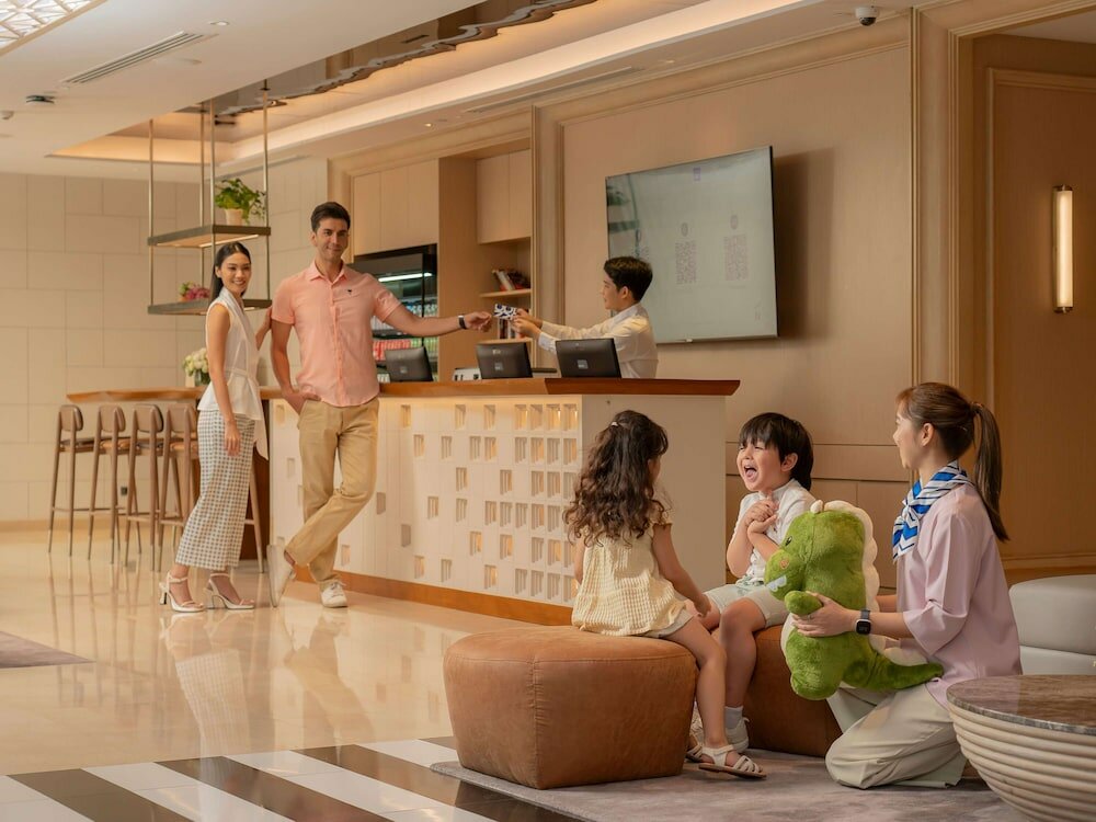 Фото Novotel Living Bangkok Sukhumvit Legacy