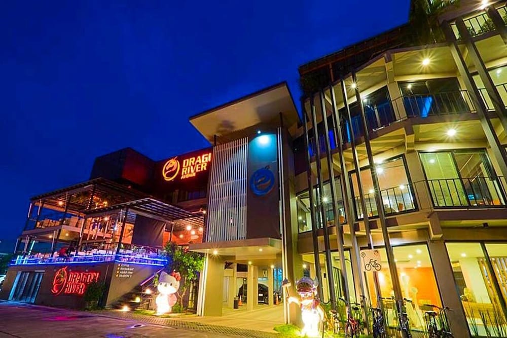 Фото Dragon River Avenue Hotel