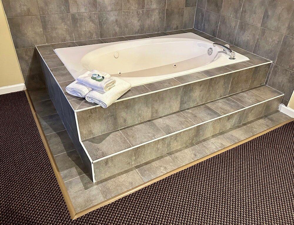 Фото Canadian Inn