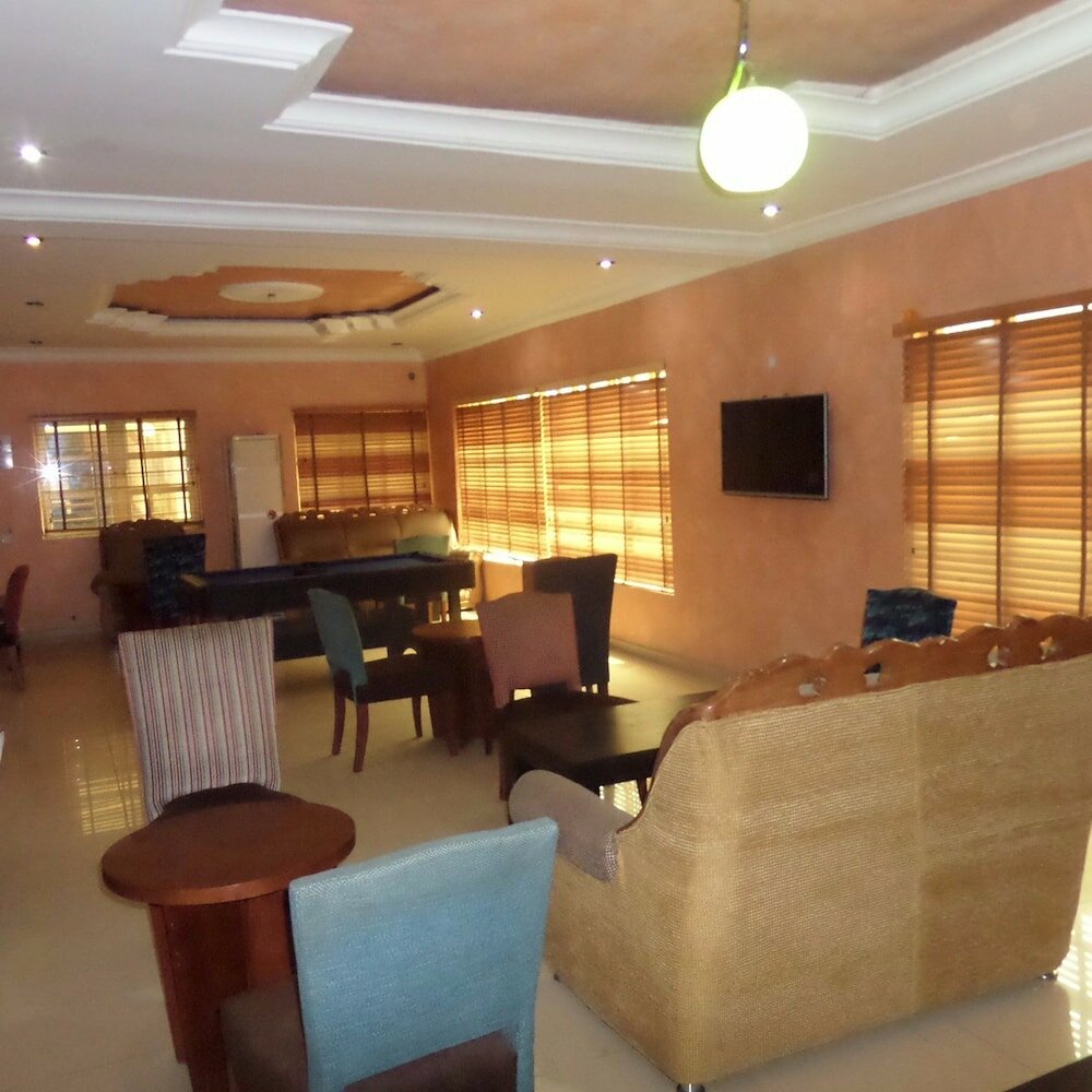 Фото Sugarland Hotel & Suites