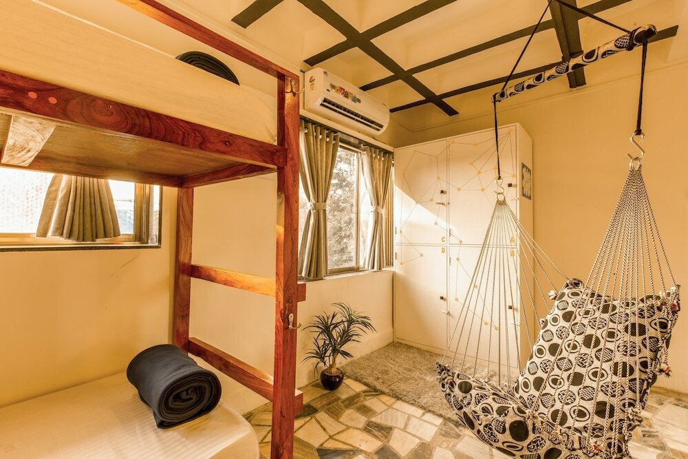 Фото Locomo Hostel - Mumbai