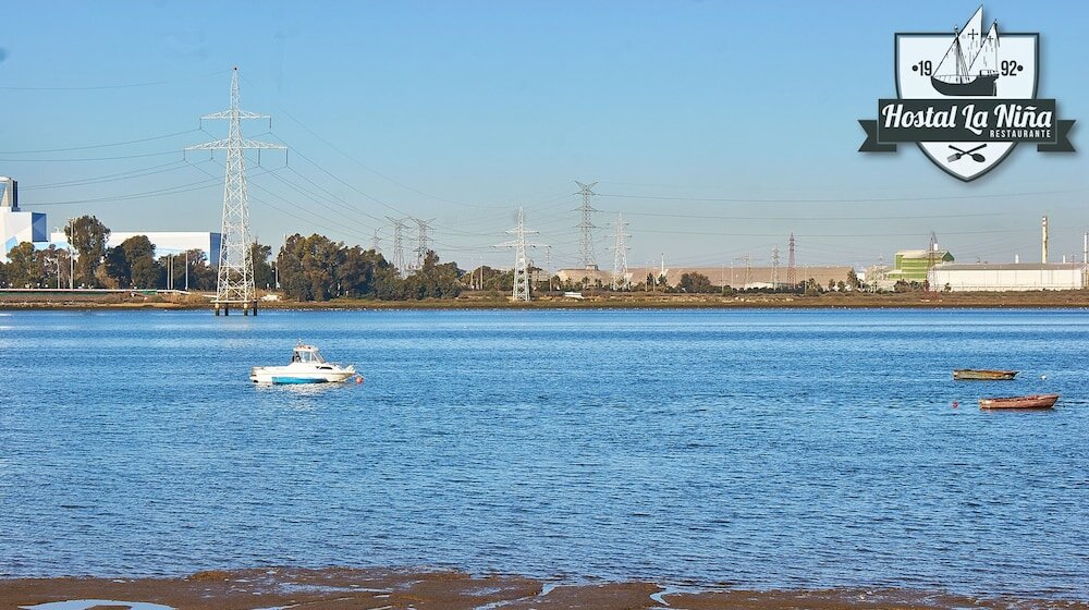 Фото Hostal La Niña