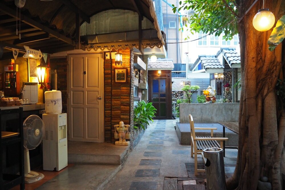 Фото Stay With Me Guesthouse