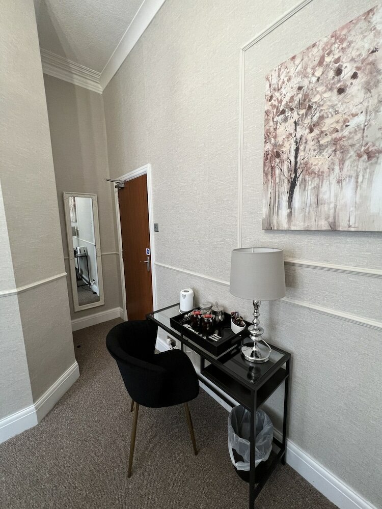 Фото Tanes Hotel