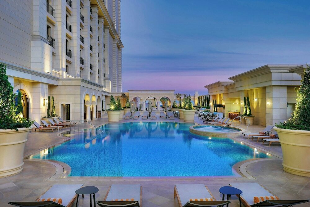 Hotel The Ritz-Carlton, Amman, photo