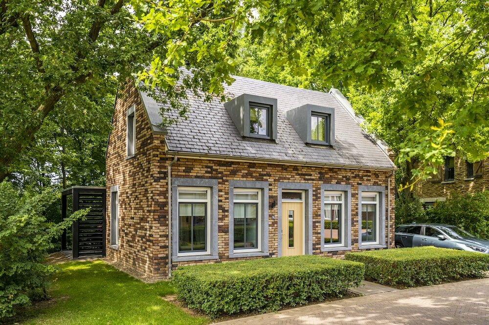 Фото Dormio Resort Maastricht