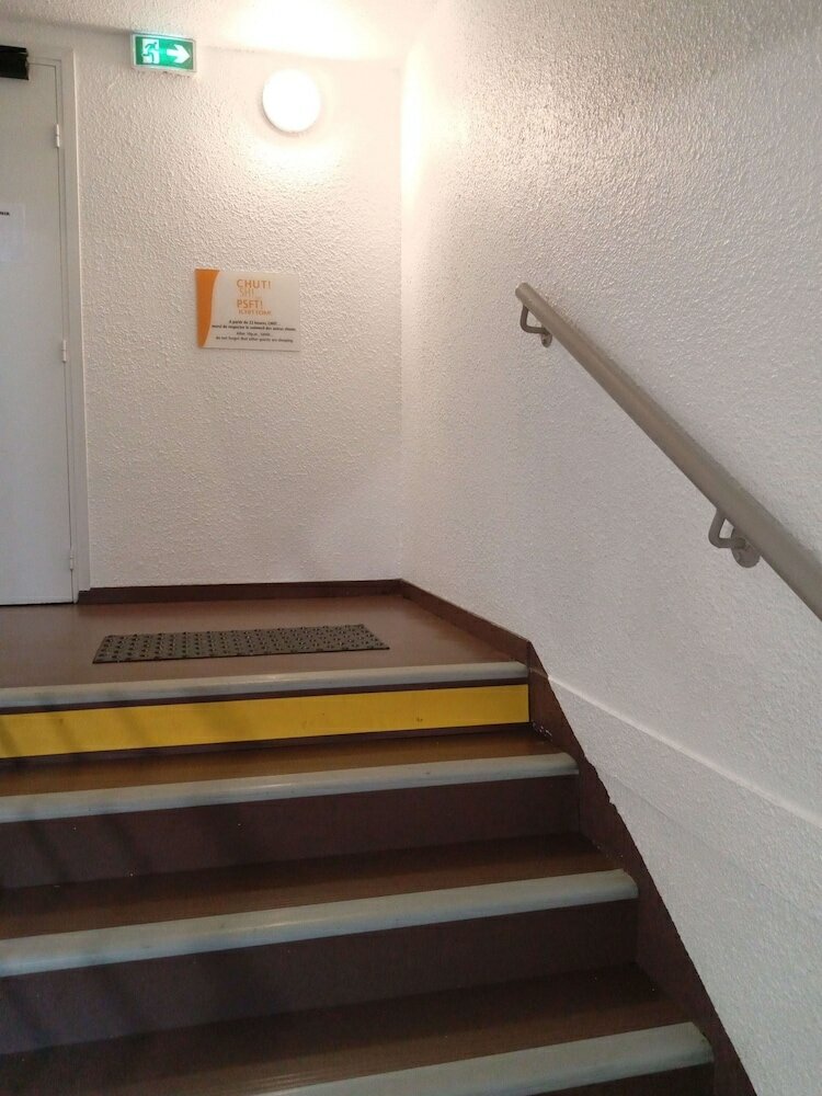 Фото Premiere Classe Saint Brice Sous Foret