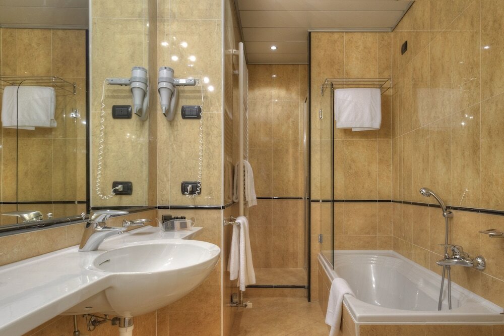 Фото Central Park Hotel Modena