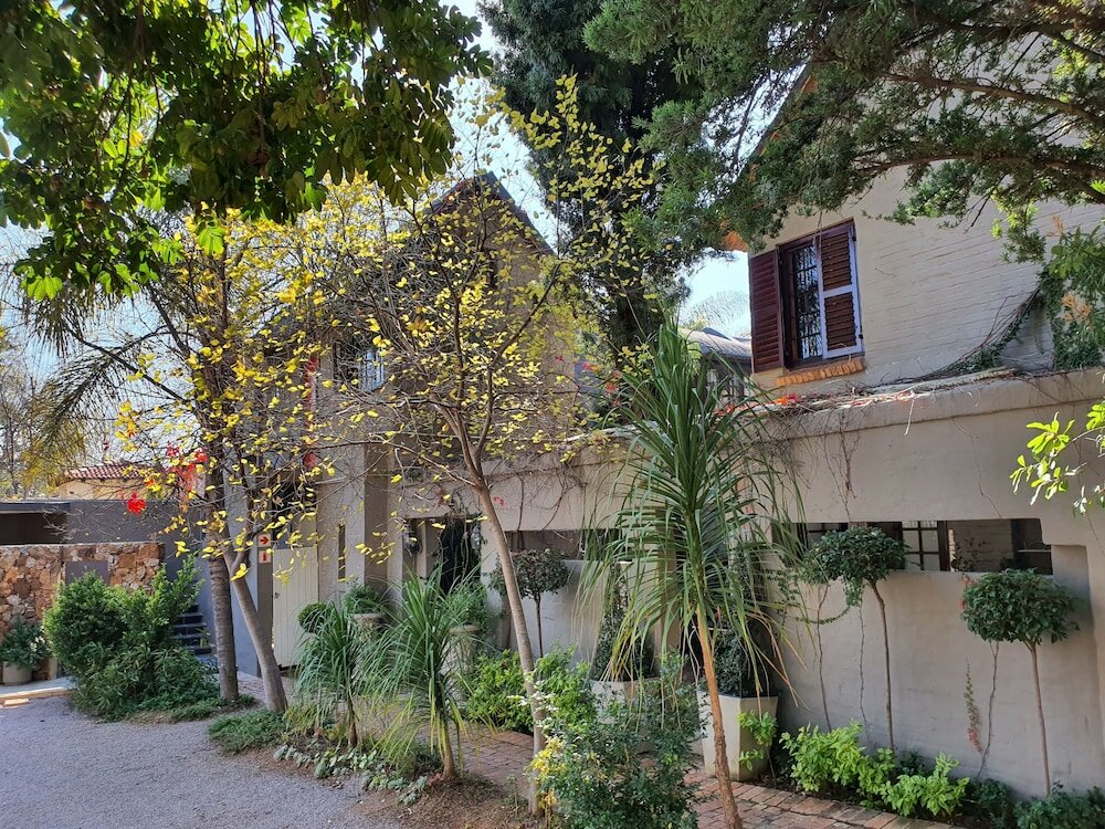 Фото Waterhouse Guest Lodges 202 Lawley Street