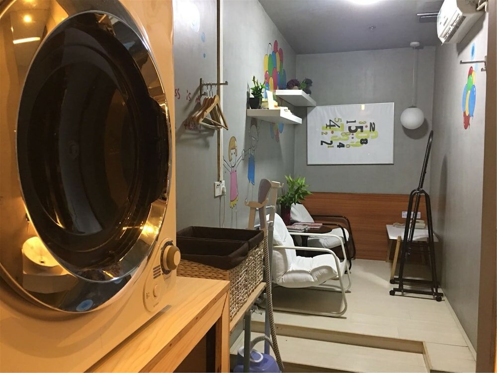 Фото Colour Inn Shenzhen Dongmen Branch