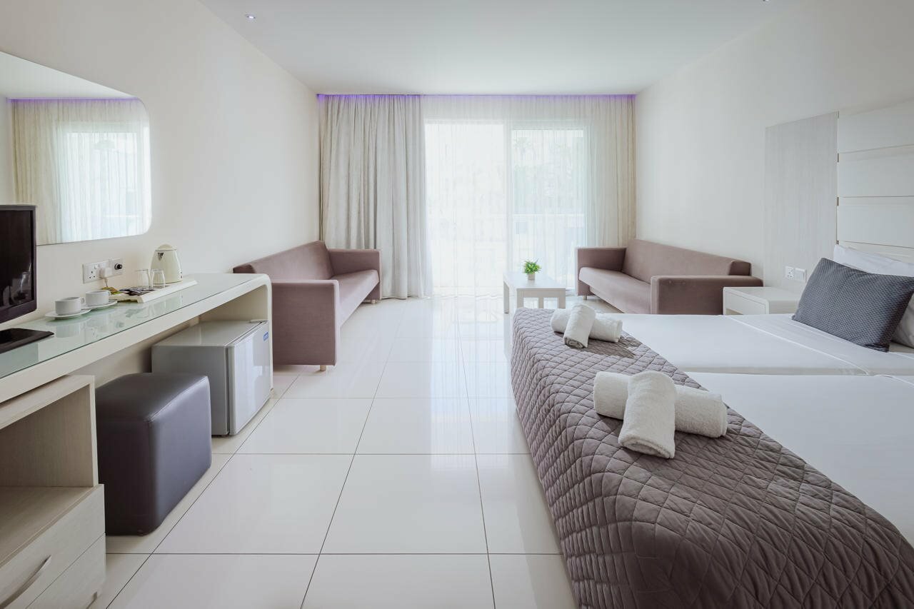 Фото Tasia Maris Oasis