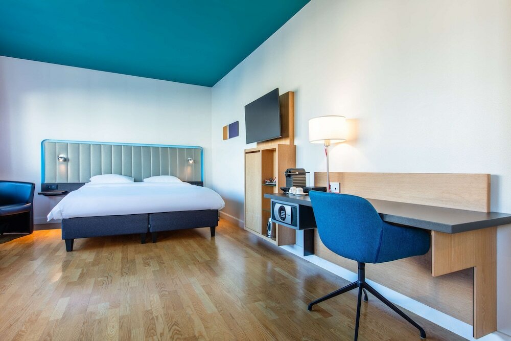 Фото Radisson Red Oslo City Centre