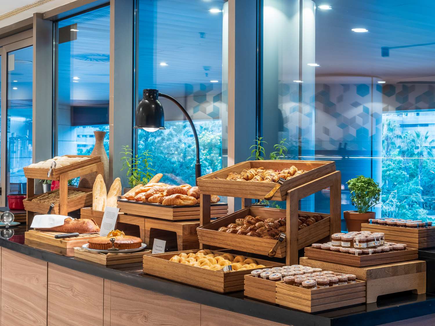 Фото Hilton Diagonal Mar Barcelona