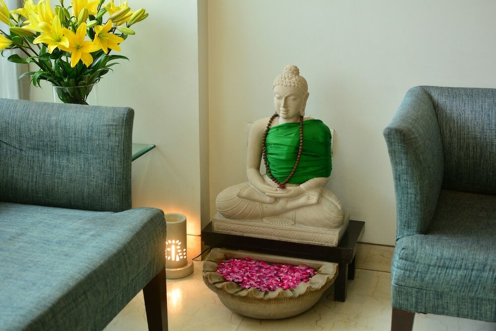 Фото Hotel Rockland Panchsheel Enclave