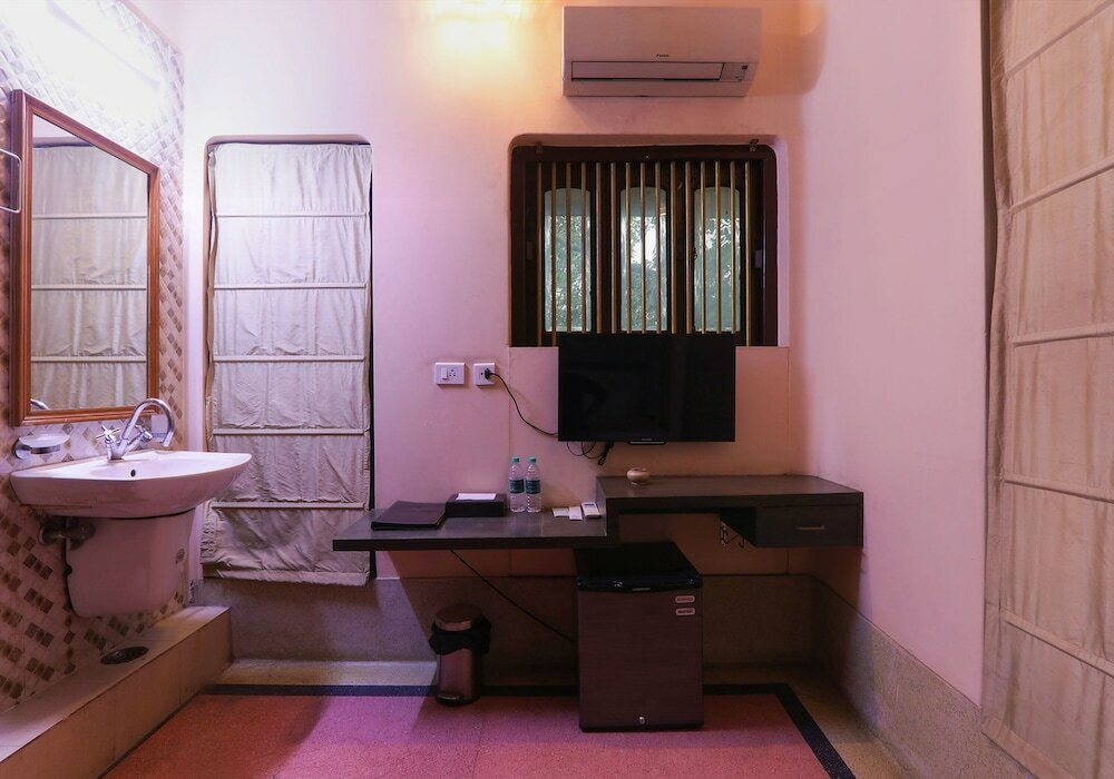 Фото Hotel East View