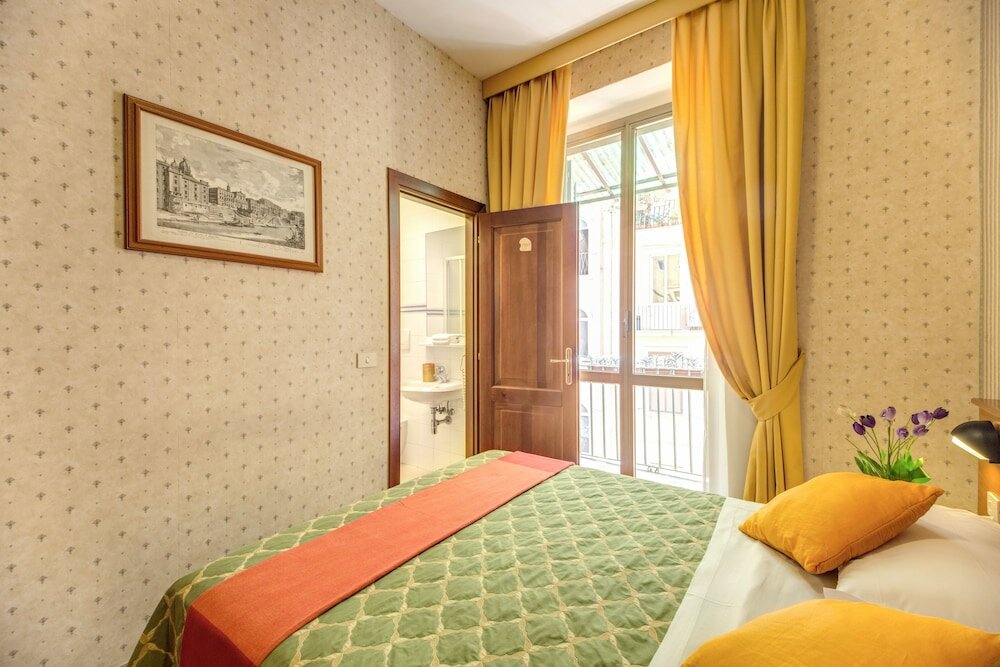 Фото Hotel Corona