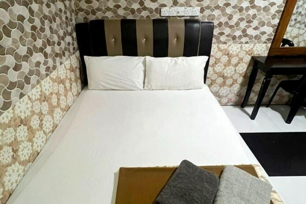 Фото Ark Malawti Hotel