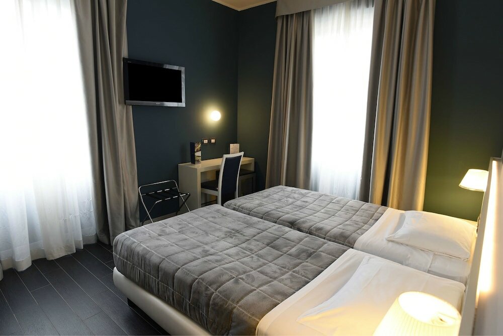 Фото Smart Hotel Milano
