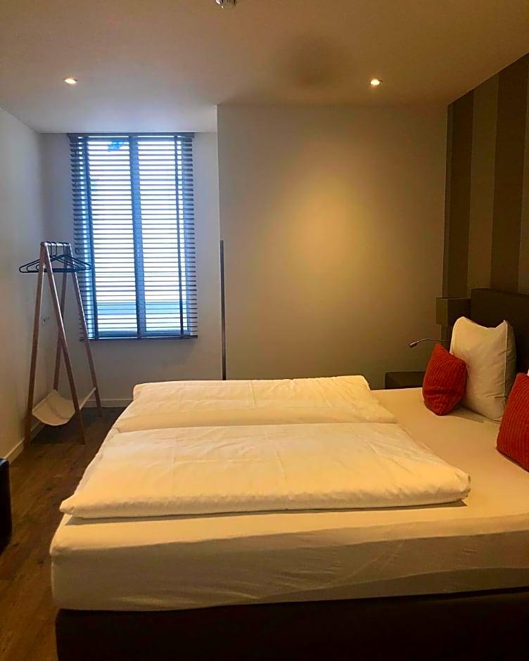 Фото De Limbourg