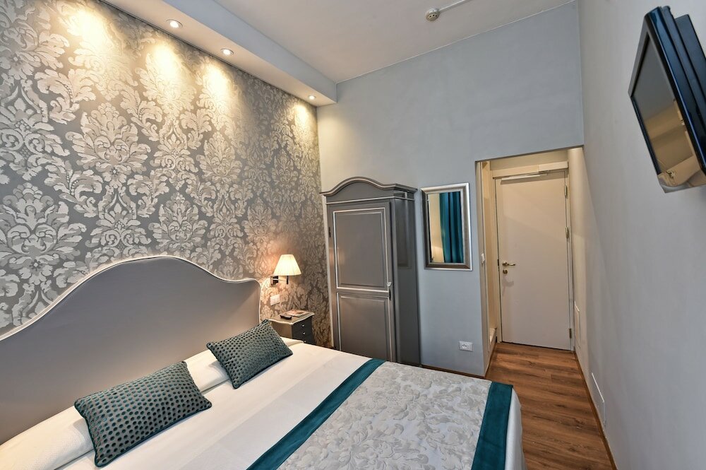 Фото Hotel Villa Rosa