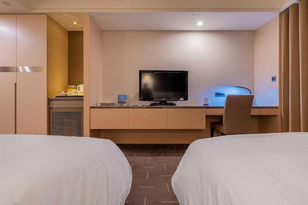 Фото Check inn Select Taichung Dadun