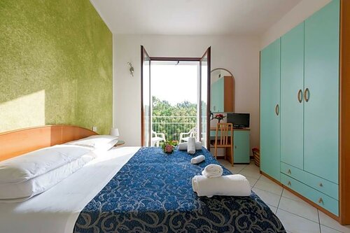 Внешний вид отеля Regina Hotel e Ristorante в Равенне, фото 3