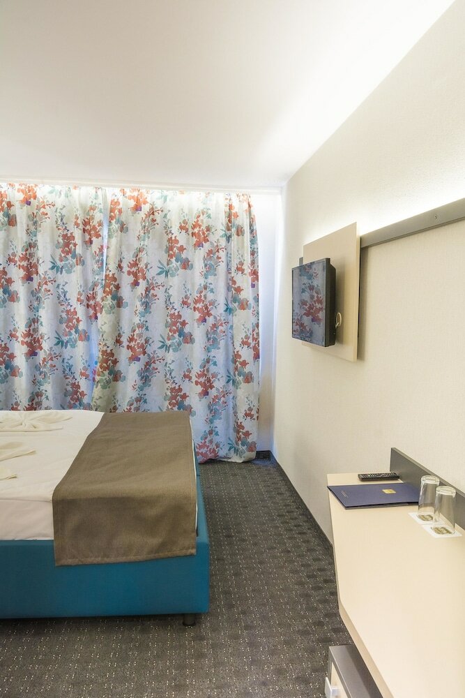Фото Mpm Hotel Orel - Ultra All Inclusive