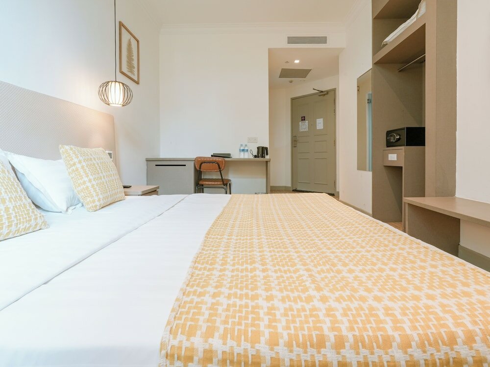 Фото Champion Hotel