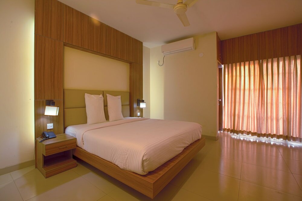 Фото Neeshorgo Hotel And Resort Ltd