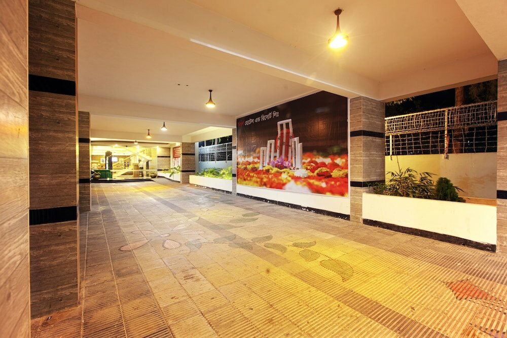 Фото Neeshorgo Hotel And Resort Ltd