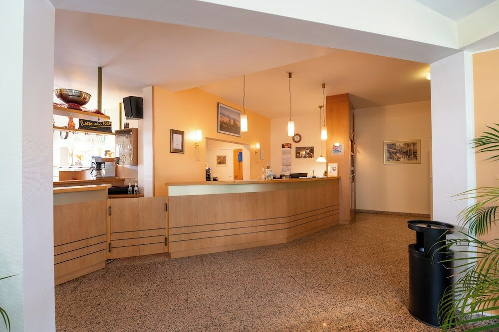 Фото Airport Businesshotel Koeln