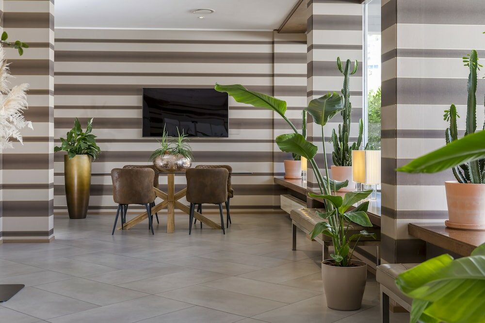 Фото Hotel Admiral