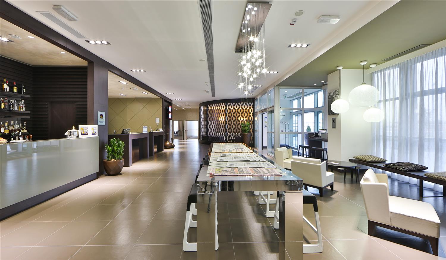 Фото Best Western Premier Chc Airport