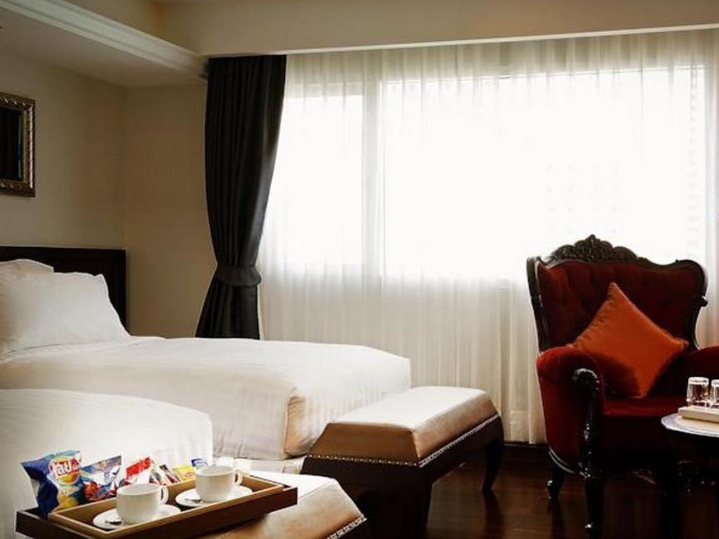 Фото Gulliver's Tavern Hotel