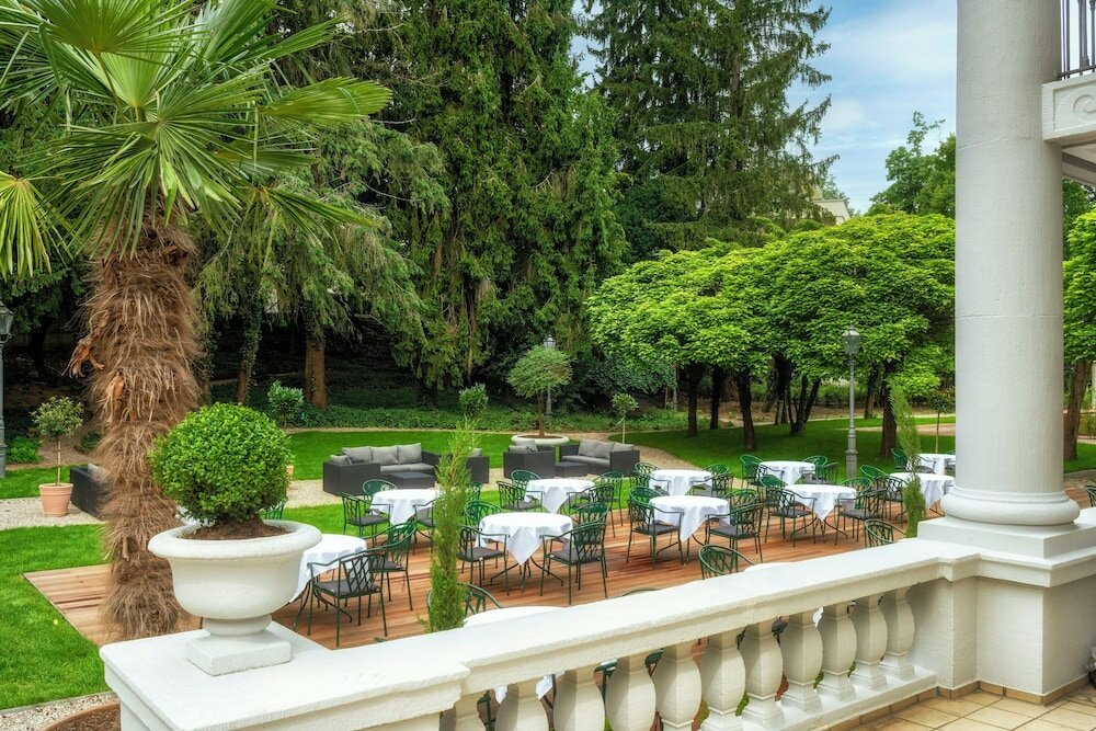 Фото Radisson Blu Badischer Hof Hotel, Baden-Baden